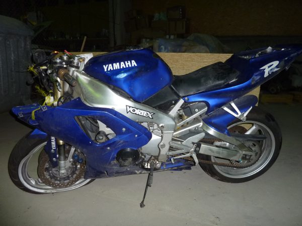 yamaha r1 - 1999