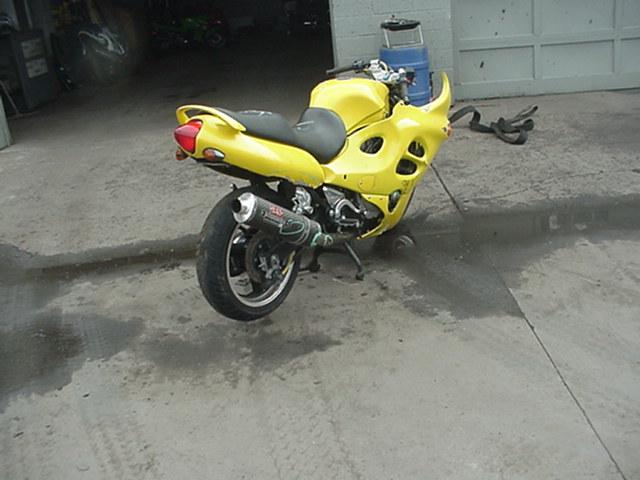 suzuki gsf600-katana-2000-3